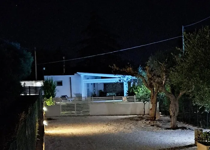 La Casa Di Bel Nyaraló Monopoli